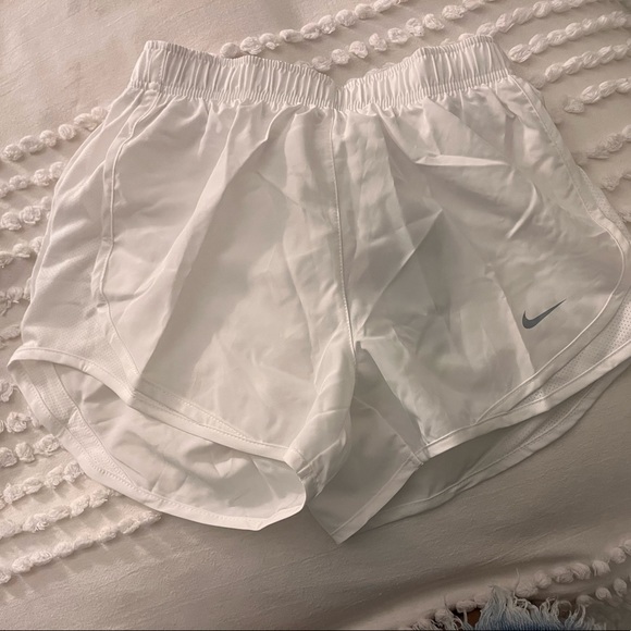 Nike Pants - NWT nike dri-fit shorts